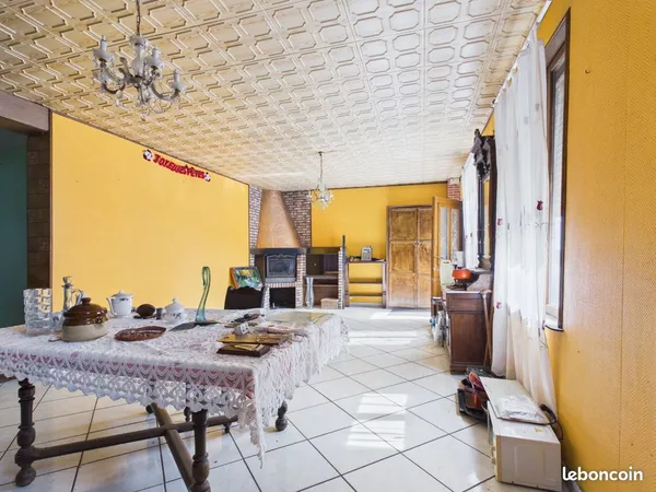 Maison 11 pièces 263 m²