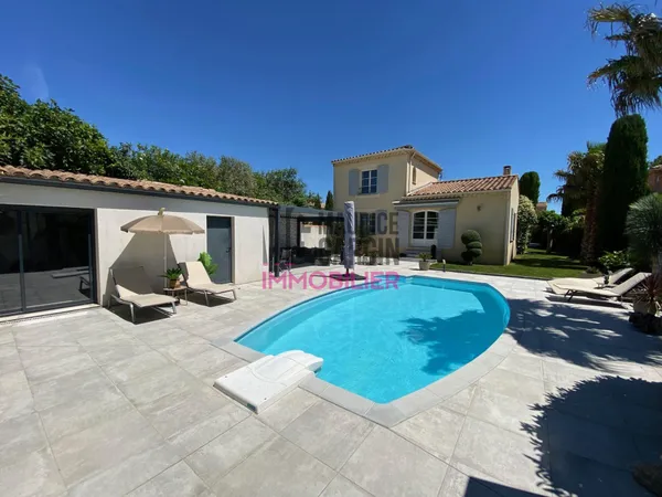 Maison 5 pièces 136 m²