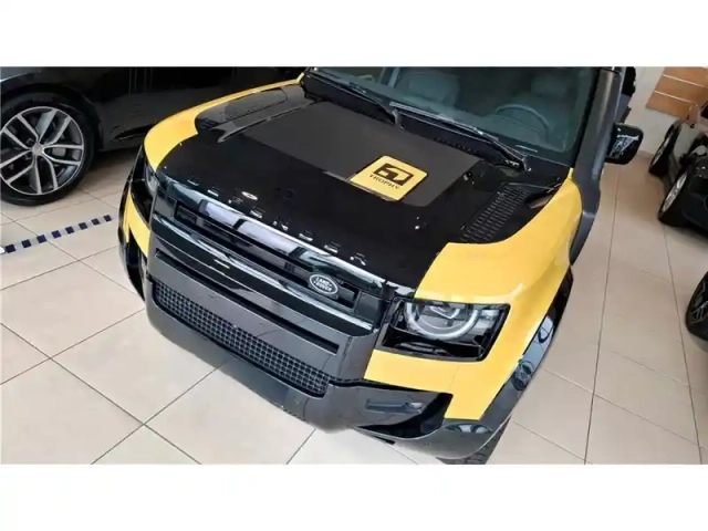 Land Rover Defender 110 p300e awd auto — photo 55