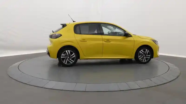 Peugeot 208 puretech 100 s&amp;s bvm6 allure — photo 6