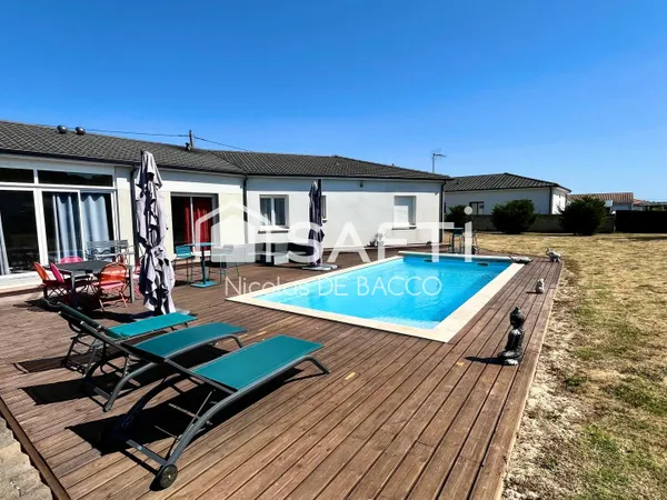 Maison de 2019, 110 m2 habitable, piscine, climatisation.