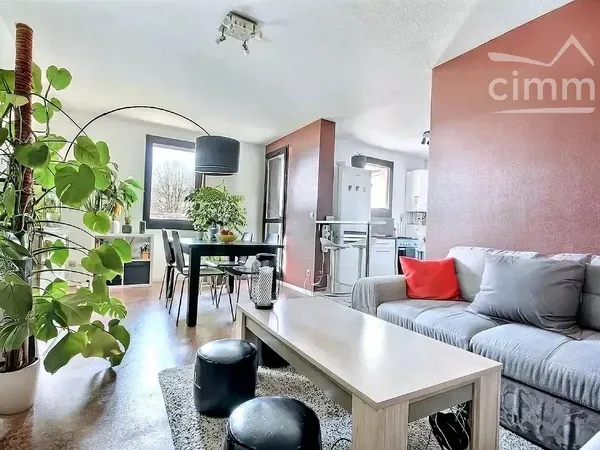 LOCATION CROLLES : APPARTEMENT T2 + GARAGE