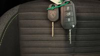 Peugeot 2008 1.2 PureTech 100ch S&S Active — photo 16