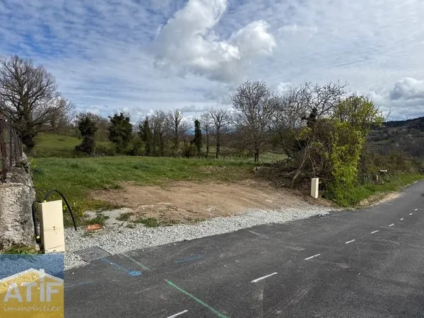 TERRAIN CONSTRUCTIBLE VIABILISE HORS LOTISSEMENT VUE