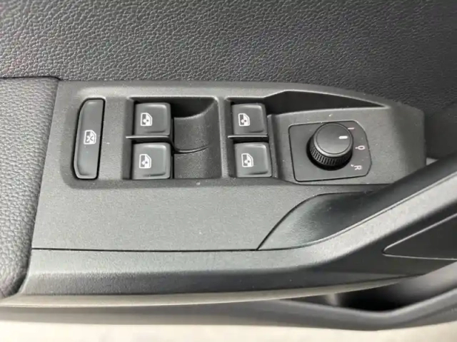 Seat Arona 1.0 tsi 95 ch start/stop bvm5 — photo 15