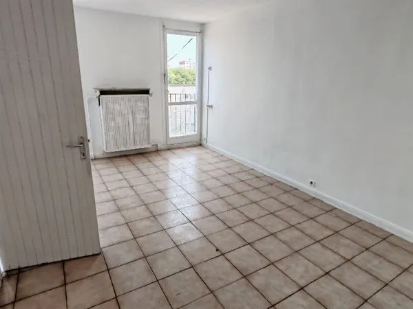 Studio 1 pièce 29 m²