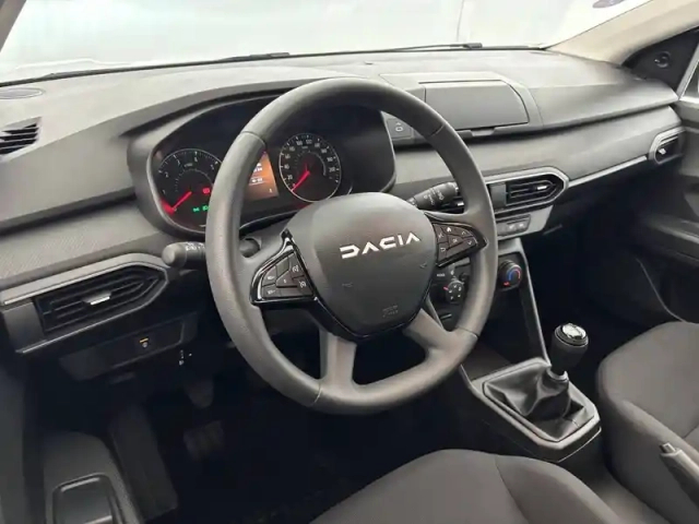 Dacia Jogger tce 110 5 places gsr2 — photo 20