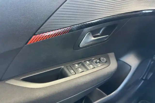 Peugeot 208 electrique 50 kwh 136ch — photo 20
