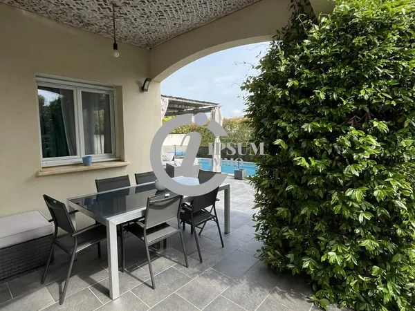 Mauguio villa T5 quartier prisé, piscine garage