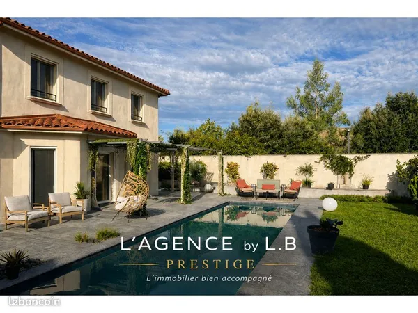 Villa 7 pièces 190 m²