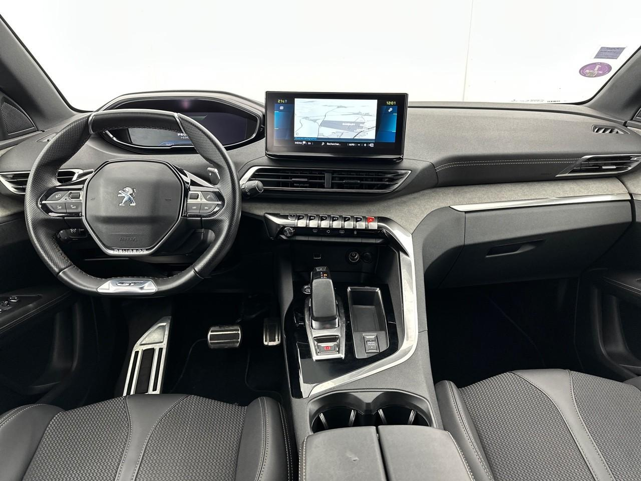 Peugeot 3008 hybrid 225 e-eat8 gt — photo 11