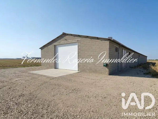 Maison 1 pièce 350 m²