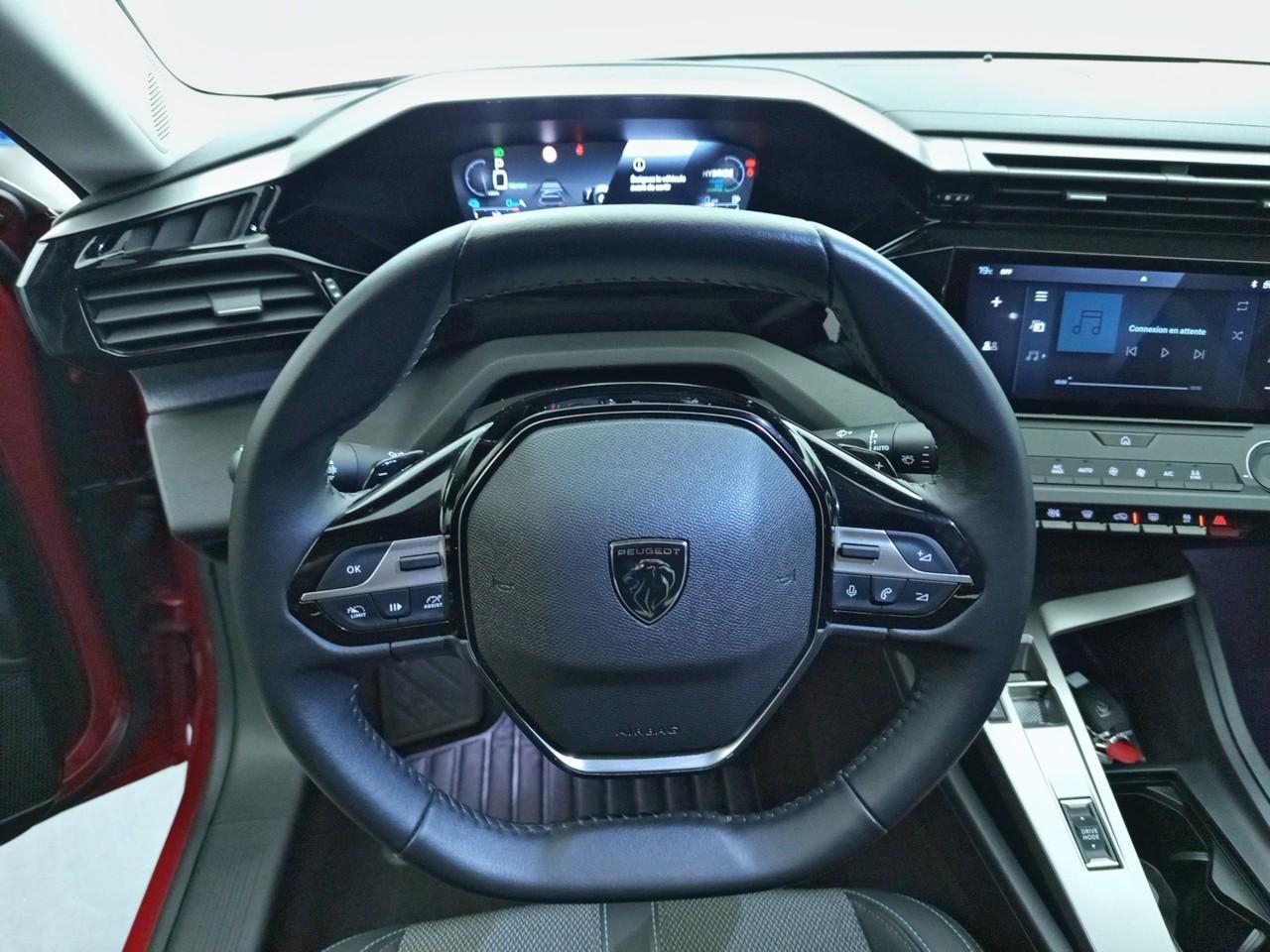 Peugeot 308 sw phev 180 e-eat8 allure — photo 21