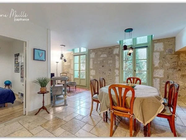 Exclusivité - Appartement T3 rénové de 75m² - PEZENAS (34120)