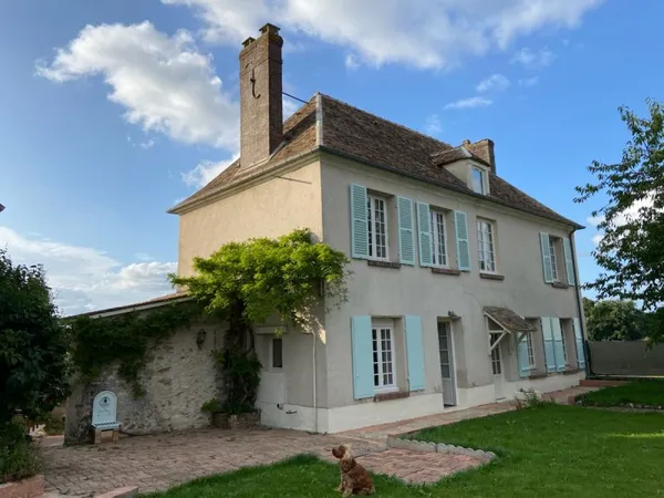 Vends maison totalement rénovée et sa dépendance - secteur Bréval / Pacy sur Eure