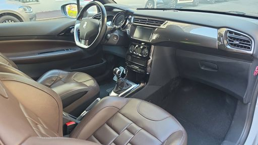 DS DS3 1.2 PureTech 130 - Sport Chic – 2016 – 120813 km – Essence – Boîte Manuelle — photo 18