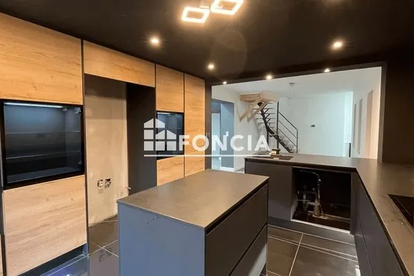 Appartement 5 pièces 106 m²