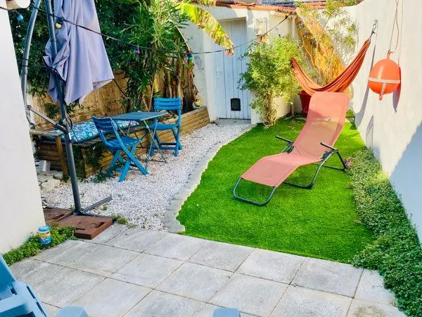 À louer à l'année - Maison meublée avec jardin privatif à La Rochelle (La Pallice)