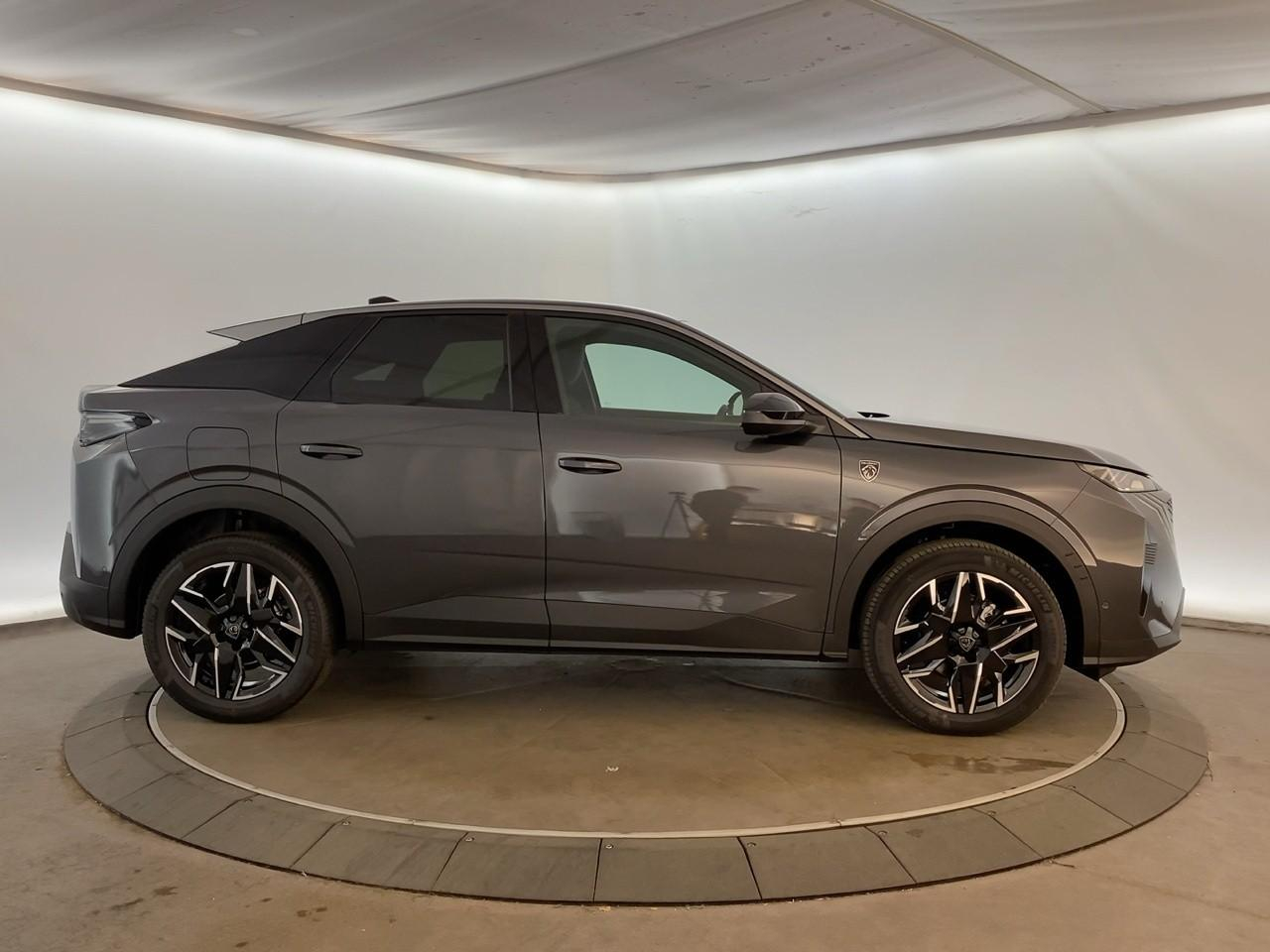 Peugeot 3008 hybrid 145 e-dcs6 gt — photo 4