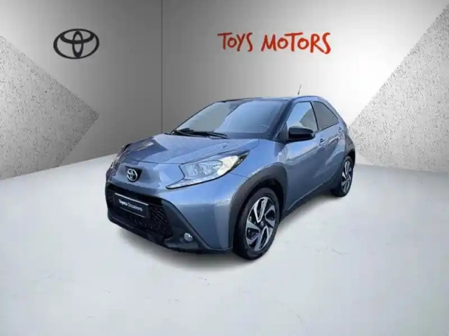 Toyota Aygo 1.0 vvt-i 72 design s-cvt — photo 1