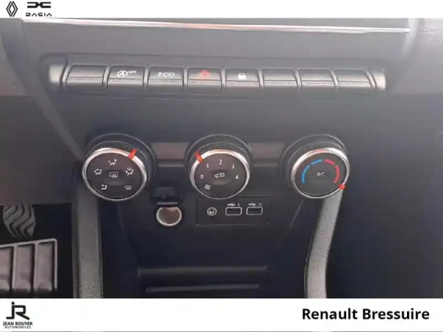 Renault Clio 1.5 dci 100ch evolution - 25 — photo 15