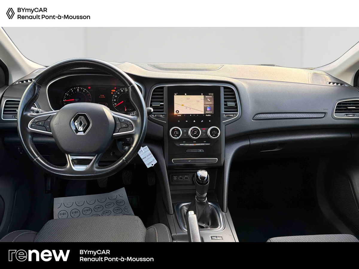 Renault Mégane IV Berline TCe 115 FAP — photo 9