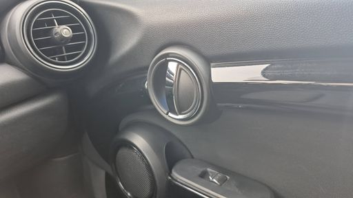 Mini Mini 2.0  Cooper 192 - S – 2018 – 155760 km – Essence – Boîte Manuelle — photo 14