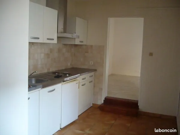 Loue -T1 -31m²-1er étage