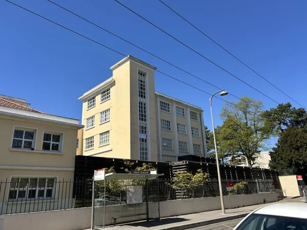 Bureaux 183 m²