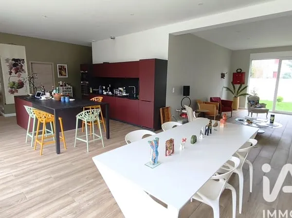 Maison 5 pièces 144 m²