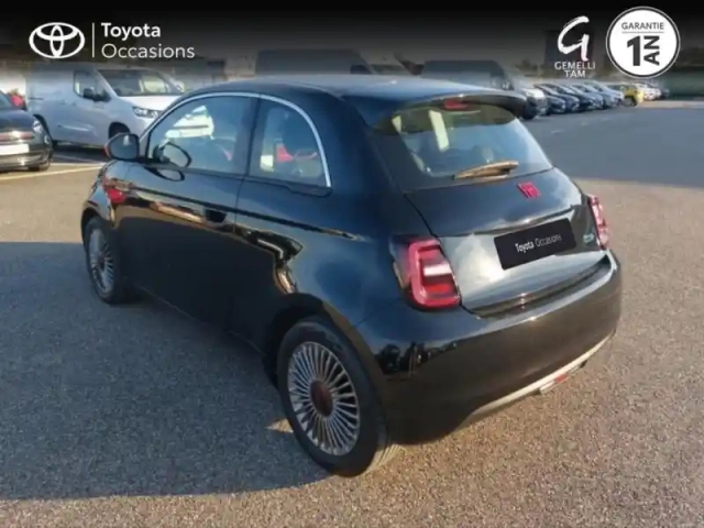 Fiat 500 e 95ch (red) — photo 2