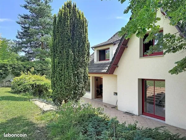 Maison 7 pièces 134 m²