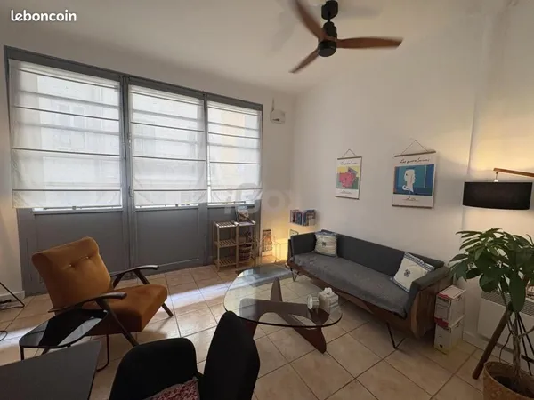 Bureau 15 m²