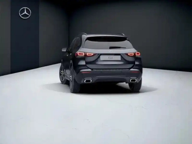Mercedes Gla 200 d progressive line — photo 25