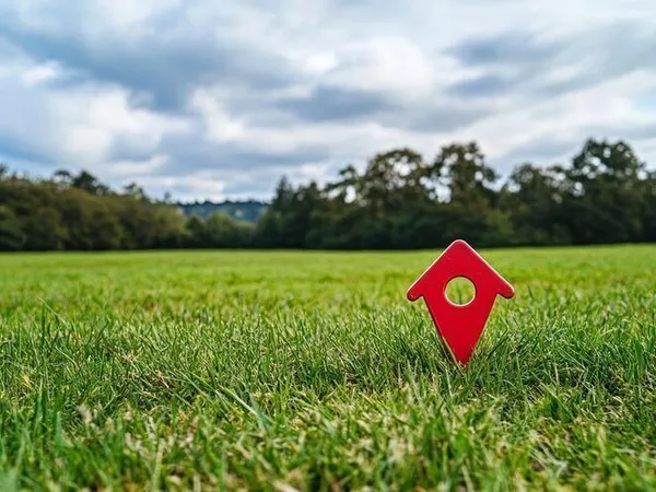 Terrain à bâtir de 545 m² à SAINT-ANDRE-DE-L'EURE (27)