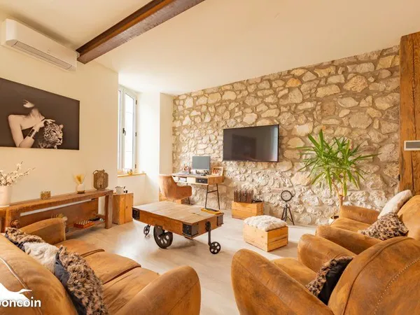 Maison 6 pièces 200 m²