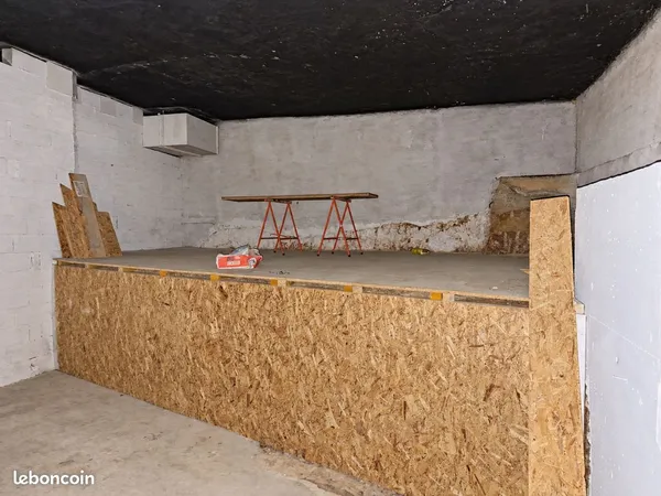 Arc 2000 — Réserve / stockage env. 55 m² — Aiguille Rouge