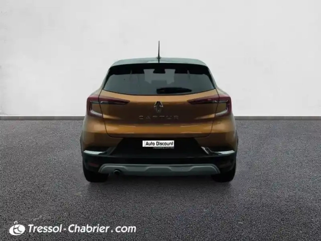 Renault Captur blue dci 115 edc intens — photo 17