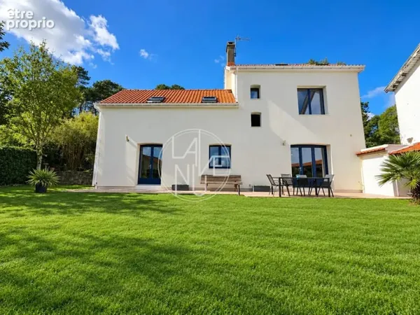 Maison individuelle à sur Condette - stationnement et jardin