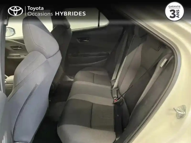 Toyota C-Hr 2.0 hybride rechargeable 225ch design my25 — photo 4