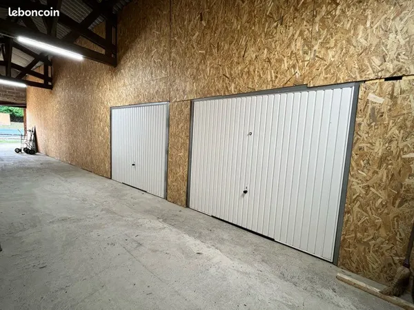 Stockage Location Corps-Nuds 15m² 65€