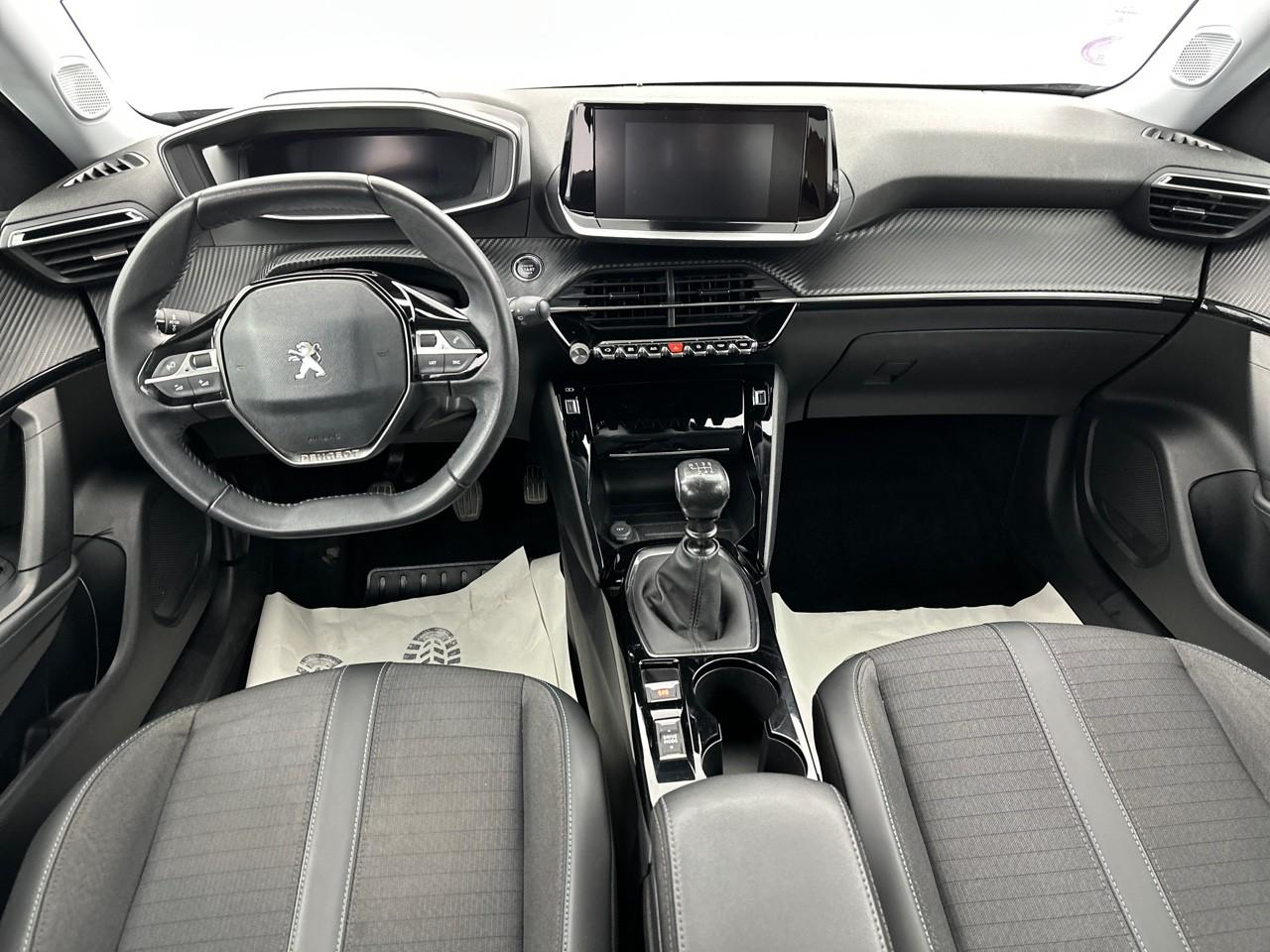 Peugeot 2008 puretech 100 s&s bvm6 allure pack — photo 11