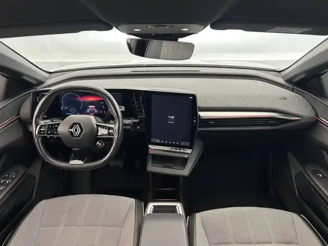 Renault Megane e-tech ev40 130ch standard charge — photo 58