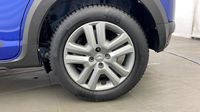 Dacia Sandero 1.0 TCe 90ch Stepway Confort -22 — photo 11