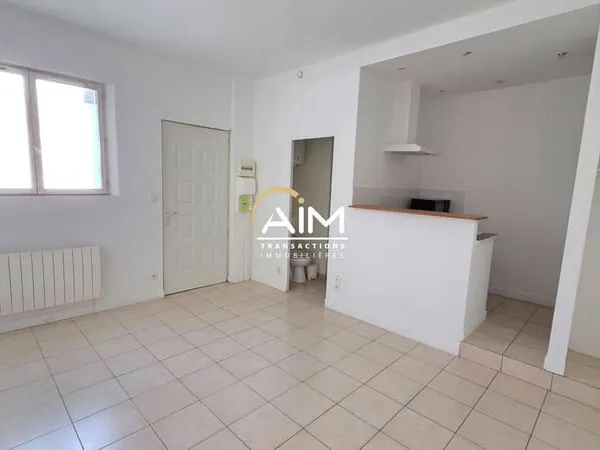 Studio 1 pièce 22 m²