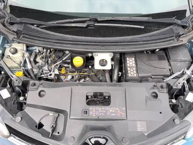 Renault Scenic blue dci 120 — photo 21