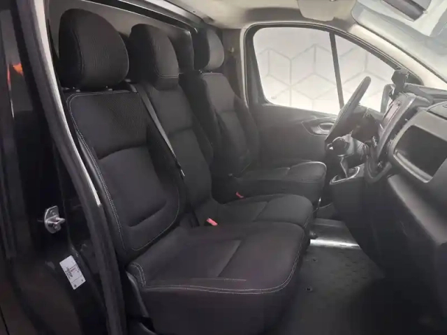 Nissan Nv300 fourgon l1h1 2t8 2.0 dci 145 s/s dct — photo 13