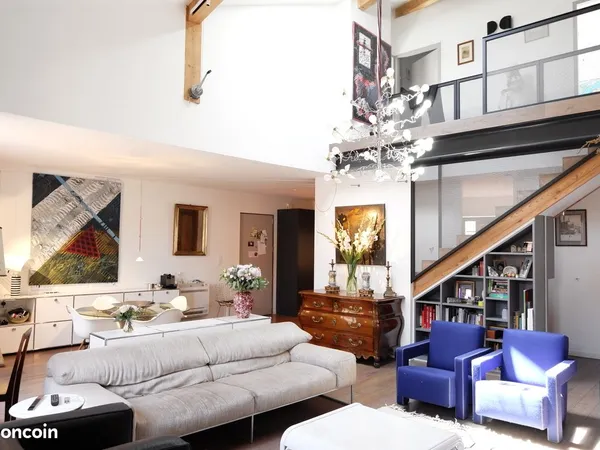 Superbe T4 en duplex avec garage et cave CARMES