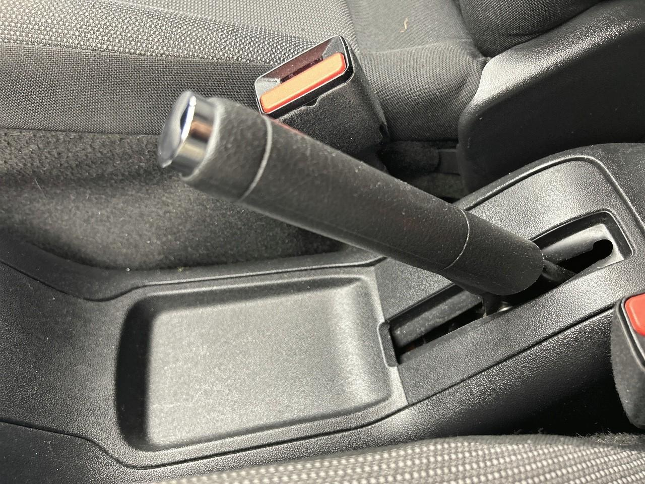 Citroën C3 puretech 110 s&s eat6 shine — photo 18