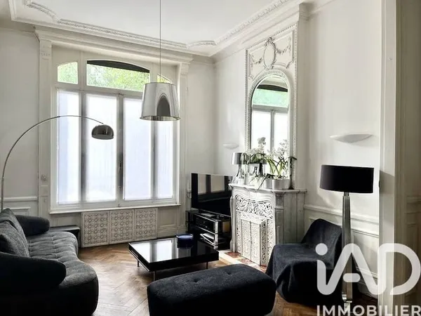 Maison 6 pièces 174 m²